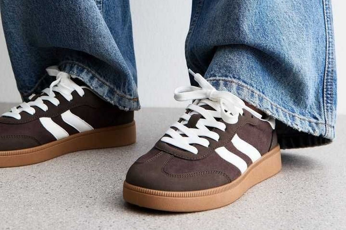 Sepatu Trendi Hanya £30, Hadir dalam 4 Warna