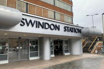 Swindon Railway Station: Tantangan dan Peluang